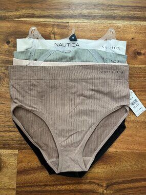 Nautica Panties Five Pairs Size Medium NEW NWT